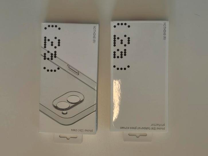 Nothing phone: Glass screen protector + phone case, Télécoms, Téléphonie mobile | Marques Autre, Enlèvement ou Envoi