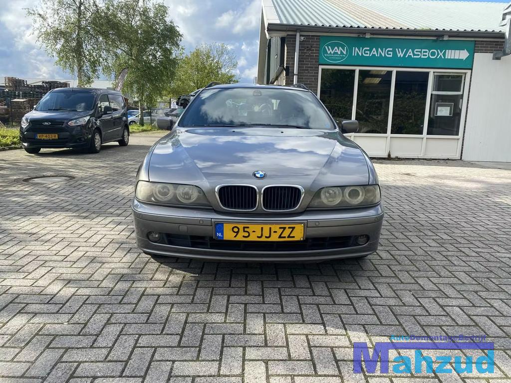 2002 BMW 5 SERIE E39 Touring 525i 256S5 472/7 Demontage, Auto-onderdelen, Petuelring 130
80788  Munich, DE, Gebruikt, Info@bmw.de