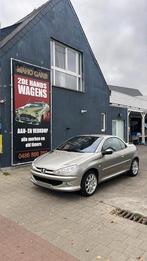 Peugeot 206 Cabrio Roland Gaross Uitvoering 159000km, Cabriolet, Leder, Bedrijf, Handgeschakeld