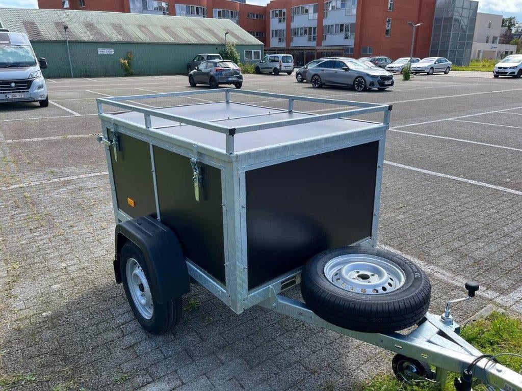 Bagagewagen, Enlèvement, Comme neuf