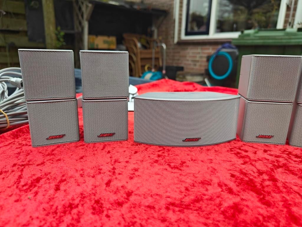 Bose Jewel luidsprekers 5x zilvergrijs+luidsprekerkabels, Ophalen of Verzenden