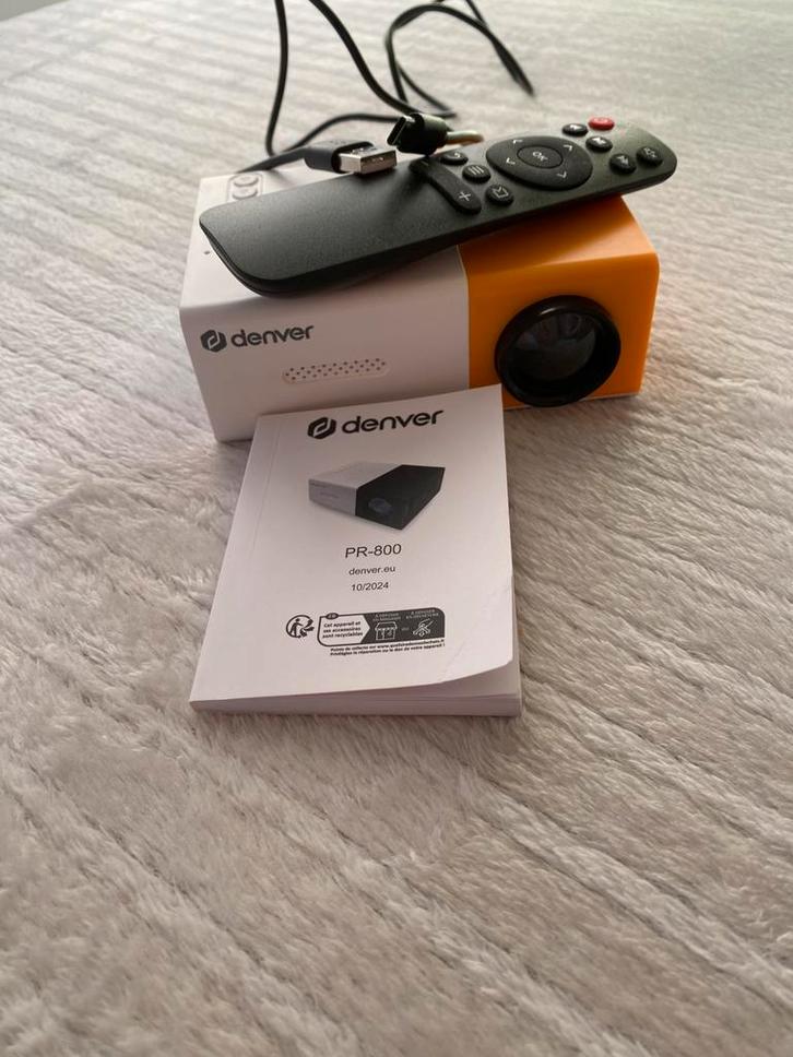 Mini-vidéoprojecteur Denver PR-800 + télécommande, TV, Hi-fi & Vidéo, Projecteurs dias, Comme neuf, Enlèvement