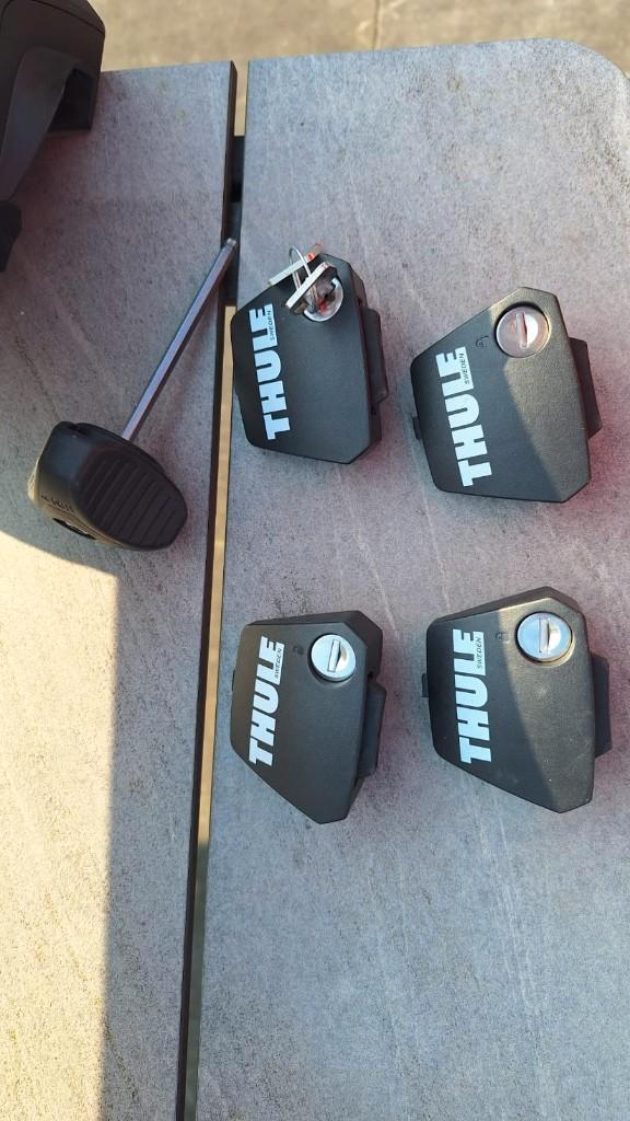 Thule dakdrager, Auto-onderdelen, Klein materiaal, Skoda, Gebruikt, Ophalen