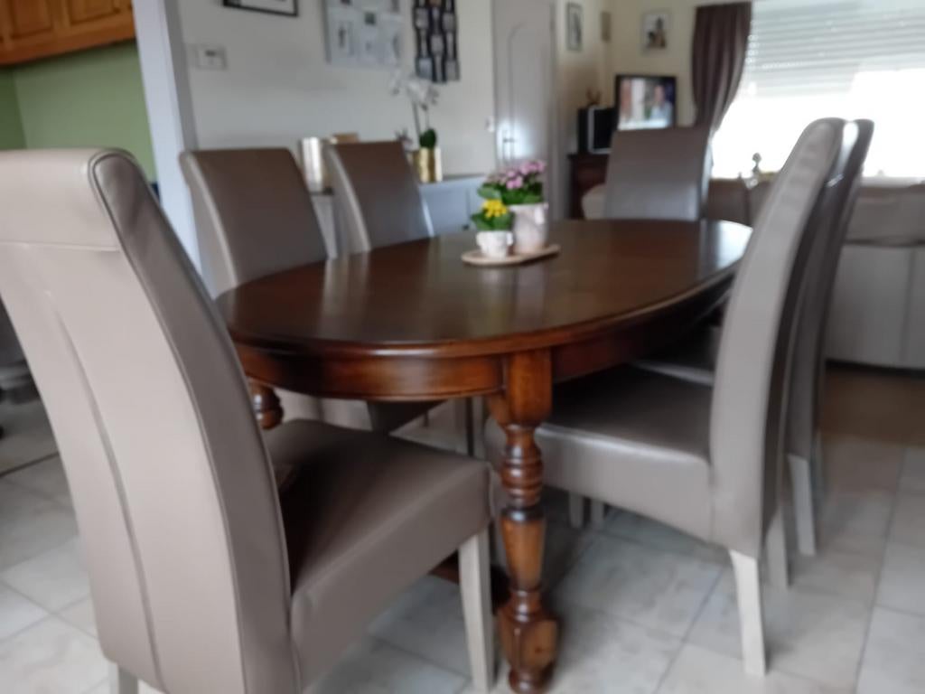 Eetkamer, Enlèvement