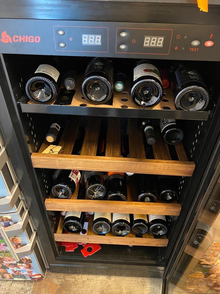 Cave a vin, Enlèvement, Utilisé, 75 cm ou plus, 25 bouteilles ou plus