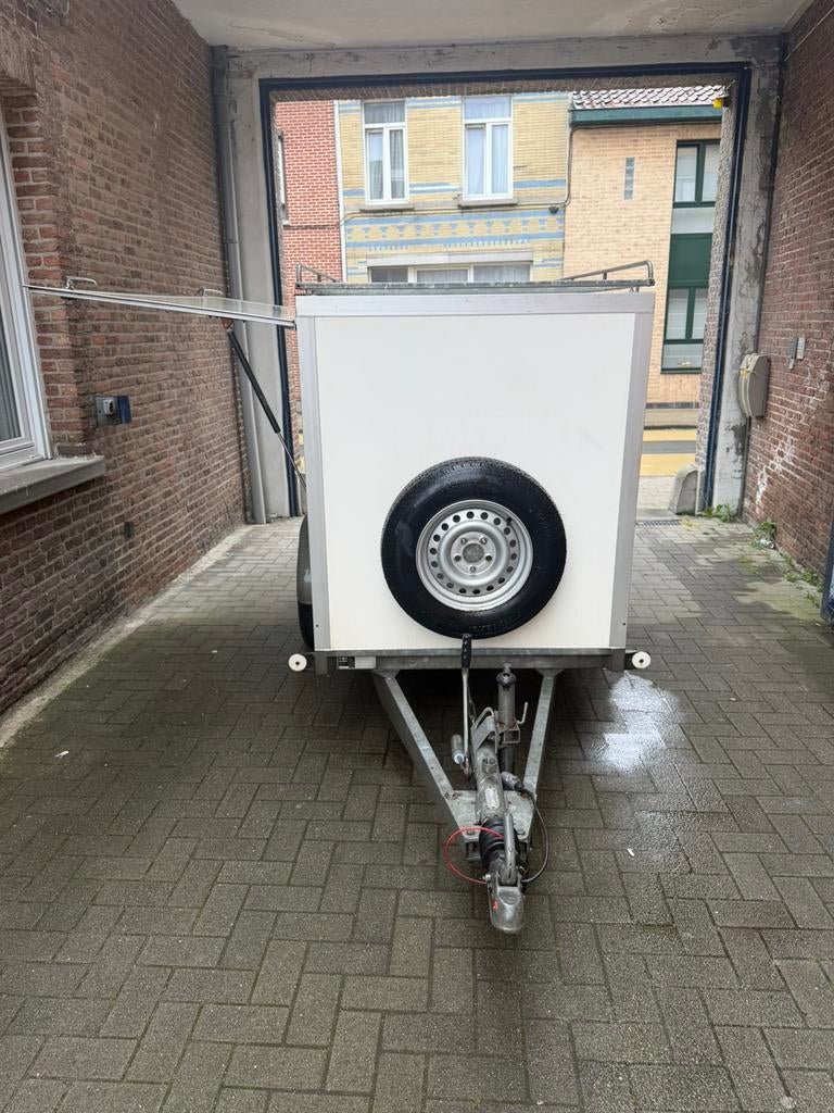 Hapert gesloten aanhangwagen met luik 1300 kg, Enlèvement, Comme neuf