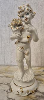 Antiek porseleinen beeldje (gesigneerd), Ophalen of Verzenden, Zo goed als nieuw, Overige typen