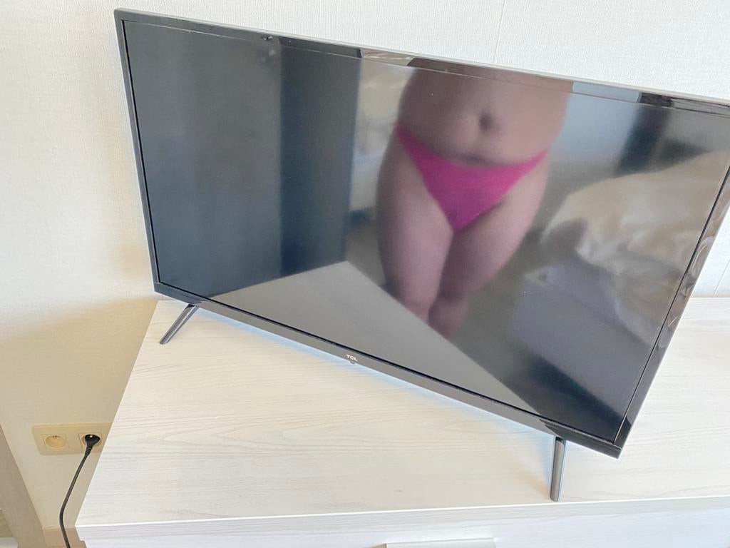 TCL televisie 73x43cm perfecte staat., Ophalen of Verzenden, Zo goed als nieuw