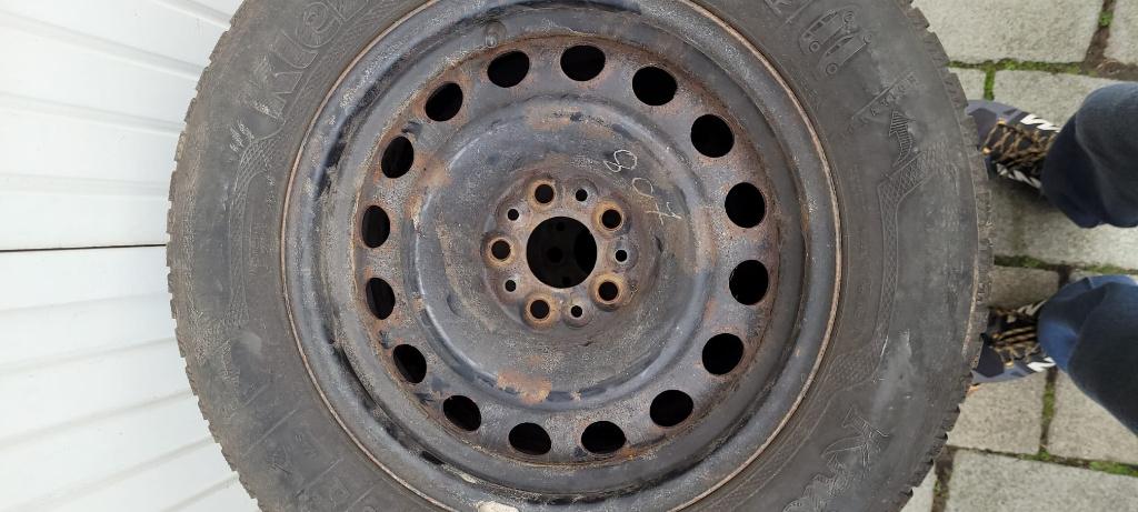 4 Pneus hiver KLEBER sur jante 205 65 R15, Autos : Pièces & Accessoires, 15 pouces, Pneus hiver, Véhicule de tourisme, Pneu(s)