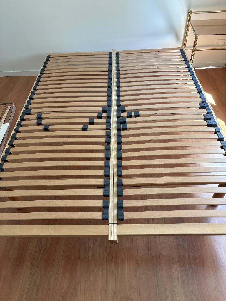 Sommier à lattes 140 cm (+ matelas), Maison & Meubles, Chambre à coucher | Matelas & Sommiers, 140 cm, Enlèvement, Utilisé, Sommier