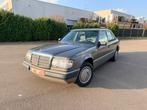 Mercedes 200d automaat w124 oldtimer, Auto's, Automaat, Mercedes-Benz, Diesel, Particulier