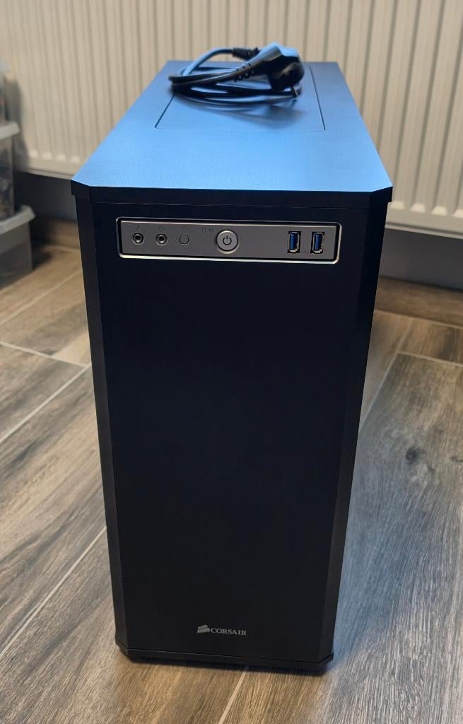 PC grand tour (seul) Windows10, Informatique & Logiciels, Ordinateurs de bureau, Comme neuf, SSD, Enlèvement