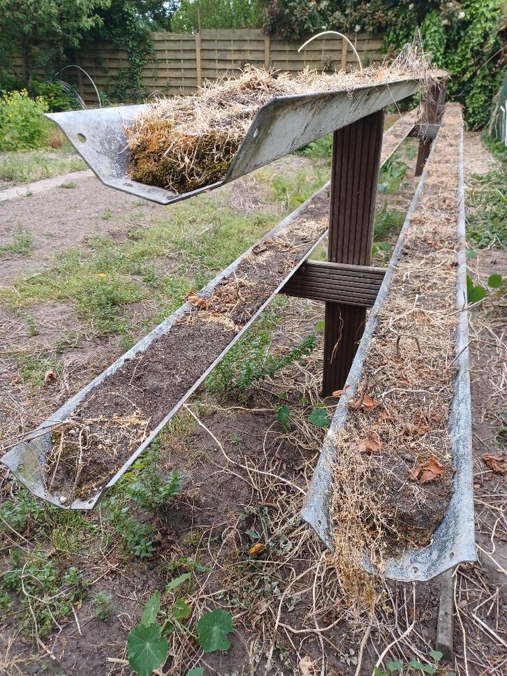 Bakken om aardbeien te kweken - 6 stuks van 6 meter, Tuin en Terras, Kweekspullen, Gebruikt, Kweekbak, Ophalen