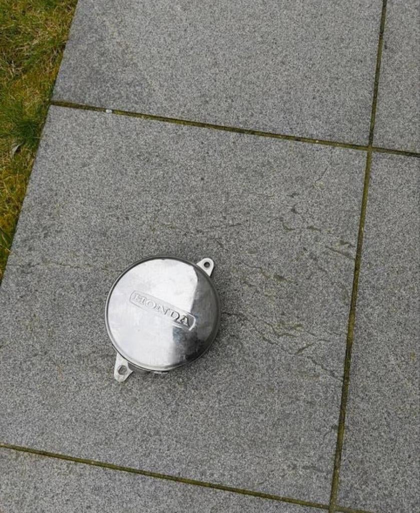 Honda camino ontstekingsdeksel, Fietsen en Brommers, Brommeronderdelen | Oldtimers, Ophalen of Verzenden