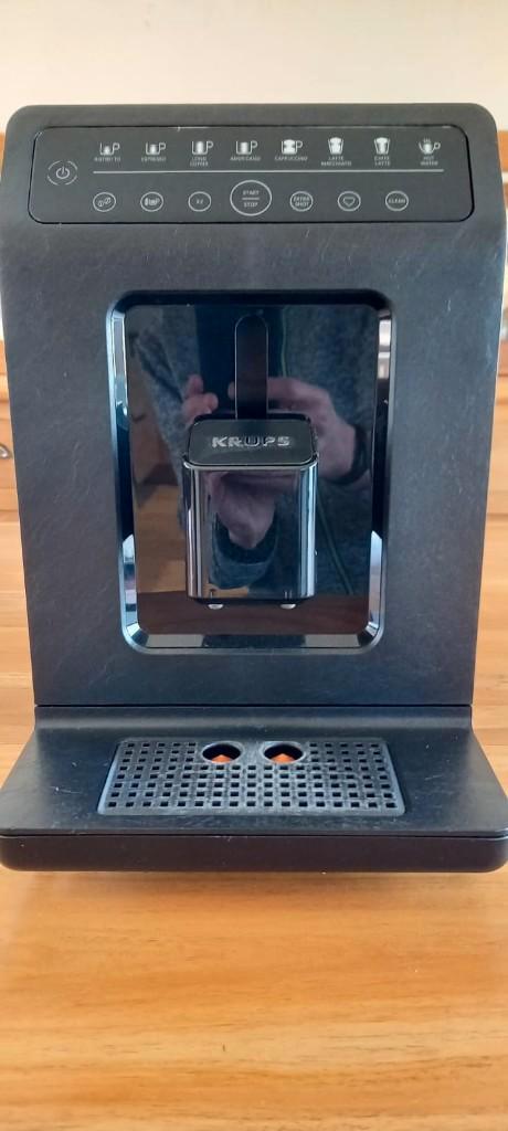 machine à café automatique KRUPS, Electroménager, Cafetières, Utilisé, Café en grains, Machine à espresso, 10 tasses ou plus, Réservoir d'eau amovible