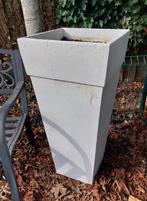 HOGE BLOEM- /PLANTBAK, Enlèvement