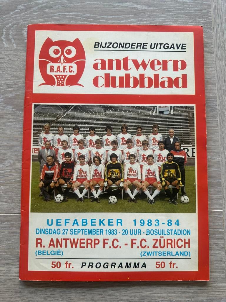 Antwerp clubblad Uefabeker 1983-1984 RAFC - Zurich, Ophalen, Gelezen