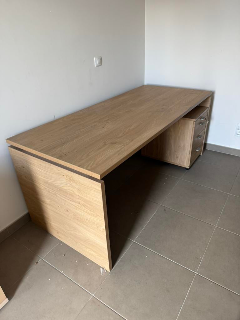 Bureau met ladenkastje, Ophalen, Gebruikt