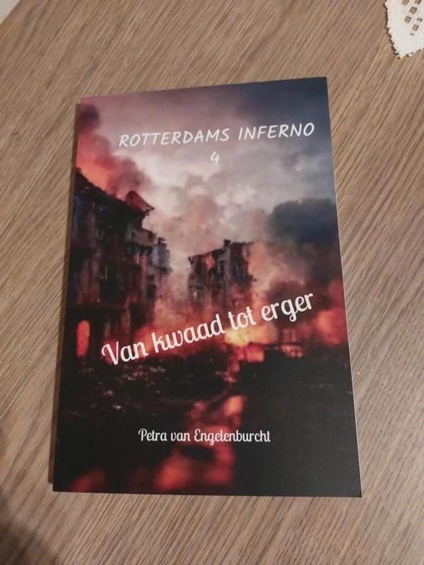 Rotterdams inferno 4 / Petra van Engelenburcht, Boeken, Oorlog en Militair, Zo goed als nieuw, Algemeen, Tweede Wereldoorlog, Ophalen of Verzenden