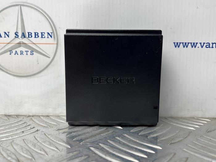 Module navigation d'un Mercedes Vito, Autos : Pièces & Accessoires, Électronique & Câbles, Mercedes-Benz, Utilisé, 3 mois de garantie