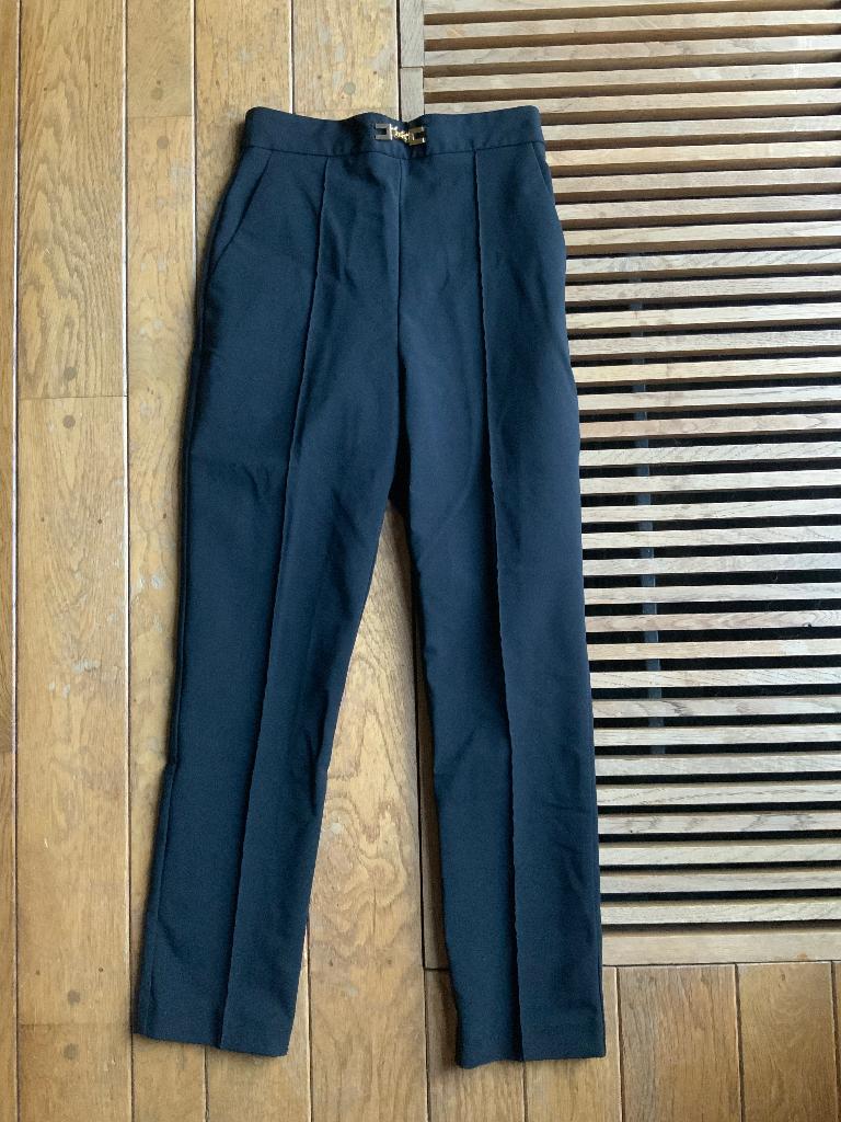 Verschillende broeken van luxe merken, Kleding | Dames, Broeken en Pantalons, Ophalen of Verzenden, Zo goed als nieuw, Maat 34 (XS) of kleiner