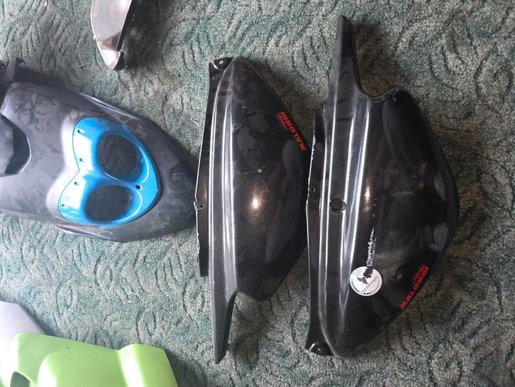 Brommer onderdelen (skipper,mbk booster,next gen,aerox,zip), Vélos & Vélomoteurs, Pièces de cyclomoteur | Scooters, Comme neuf