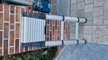 Telesteps telescopische ladder 3m80 in perfect werkende staa beschikbaar voor biedingen