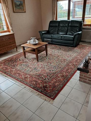 mat antiek 240 x 350 cm beschikbaar voor biedingen
