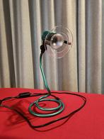 Vintage groene spiraal tafellamp van ESTO, Moins de 50 cm, Enlèvement ou Envoi, Métal, Memphis stijl