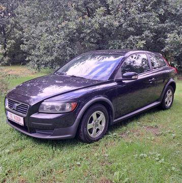 Volvo C30: airco + 1 jaar garantie + groot nazicht € 950!