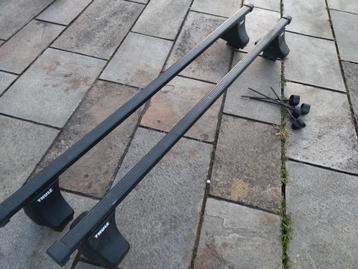 barres de toit 121 cm avec attaches thules à vendre ! beschikbaar voor biedingen
