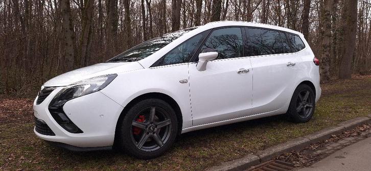 OPEL ZAFIRA Tourer 2.0 CDTI 130 pk, Auto's, Opel, Particulier, Zafira, ABS, Achteruitrijcamera, Airbags, Airconditioning, Bluetooth