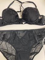 Setje beha 70A, 2 slipjes 36, Kleding | Dames, Simone Perele, Ophalen of Verzenden, Zwart, Setje