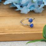 verstelbare zilveren ring saffier, Handtassen en Accessoires, Edelstenen, Ophalen of Verzenden, Nieuw