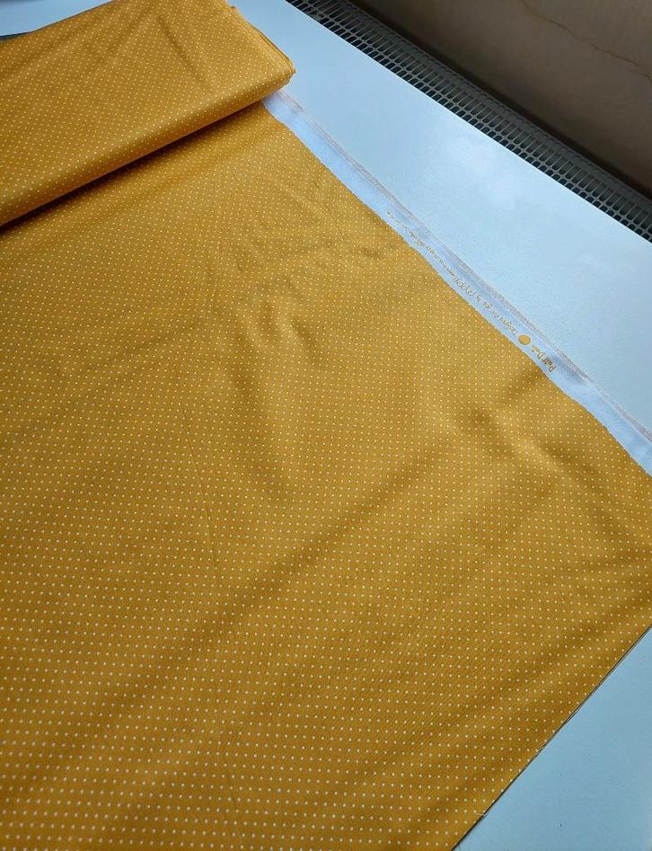 1,1 mètre coton à pois ocres, Hobby & Loisirs créatifs, Tissus & Chiffons, Neuf, Coton, 120 cm ou plus, 30 à 200 cm, Autres couleurs
