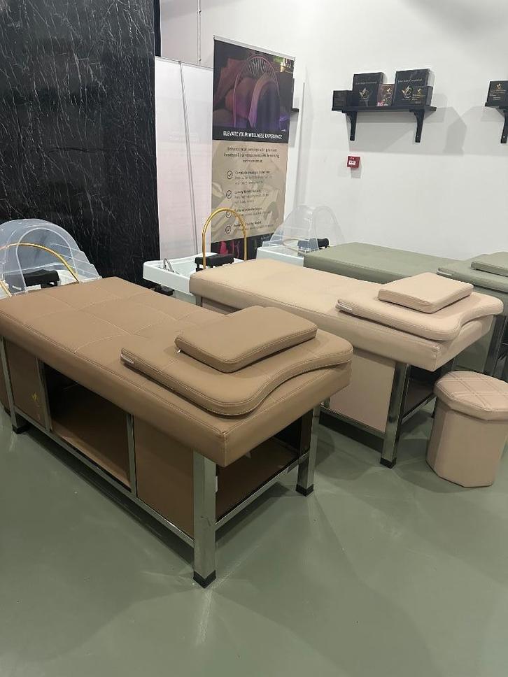 Japanese Headspa - Japanse hoofdspa showroom model €750, Diversen, Overige Diversen, Zo goed als nieuw, Ophalen of Verzenden