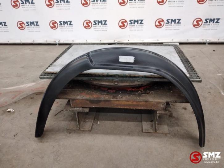 Spatbord voorzijde rechts Iveco 190, Auto-onderdelen, Vrachtwagen-onderdelen, Iveco, Carrosserie en Plaatwerk, Nieuw