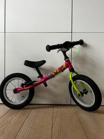 Fleurige loopfiets van het merk Yedoo! beschikbaar voor biedingen
