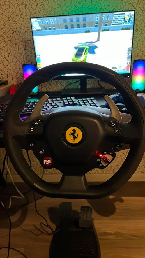 Ferrarie 488 stuurwiel ps4, Games en Spelcomputers, Spelcomputers | Sony Consoles | Accessoires, Zo goed als nieuw, Ophalen