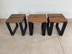 Stevige metalen krukjes met hout, Ophalen, Zo goed als nieuw, Hout