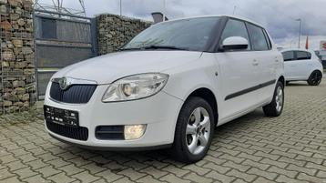 Skoda Fabia 1.2 HTP 60 Style * verwarmde stoelen + cruise 