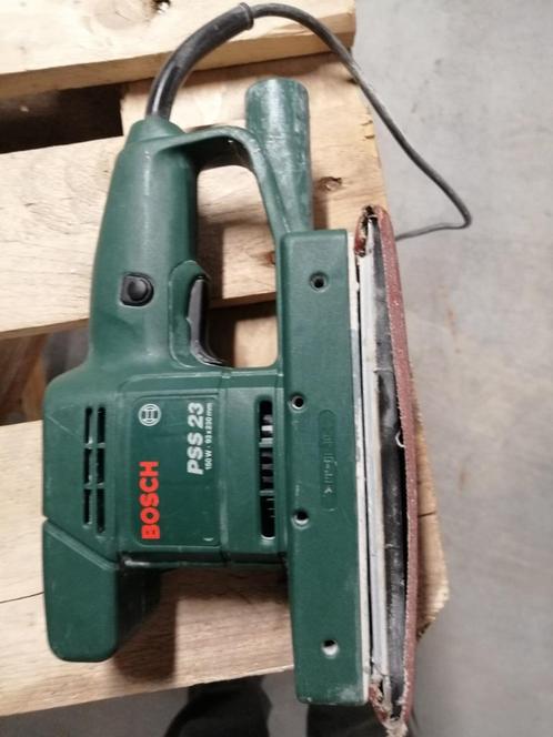 Bosch vlakschuurmachiene, Doe-het-zelf en Bouw, Gereedschap | Schuurmachines, Zo goed als nieuw, Vlakschuurmachine, Minder dan 600 watt