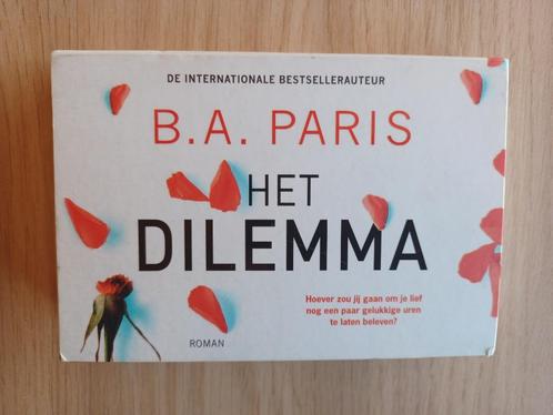 B.A. Paris - Het Dilemma - dwarsligger, Boeken, Romans, Zo goed als nieuw, Ophalen of Verzenden