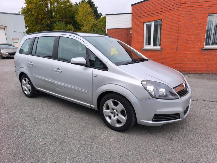 Opel Zafira/ BENZINE/ AUTOMAAT/ 7 plaats, Auto's, Opel, Bedrijf, Zafira, ABS, Airbags, Airconditioning, Boordcomputer, Centrale vergrendeling