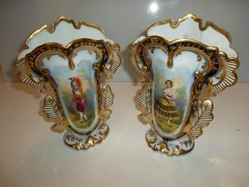 VASES POLYCHROME beschikbaar voor biedingen