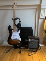 Elektrische gitaar merk Squier. Met versterker en hoofdtelef, Muziek en Instrumenten, Snaarinstrumenten | Gitaren | Elektrisch