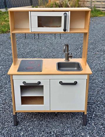 IKEA kinderkeuken beschikbaar voor biedingen