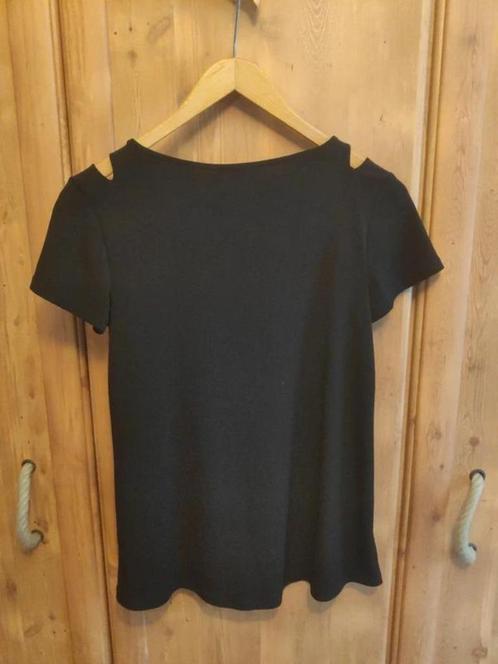 Zwart T-shirt cut-outs Esprit Medium, Kleding | Dames, T-shirts, Zo goed als nieuw, Zwart, Ophalen of Verzenden