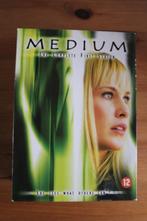 Medium  seizoe 1-4-3-4        spannende trhillerserie!, Cd's en Dvd's, Dvd's | Tv en Series, Vanaf 12 jaar, Ophalen of Verzenden