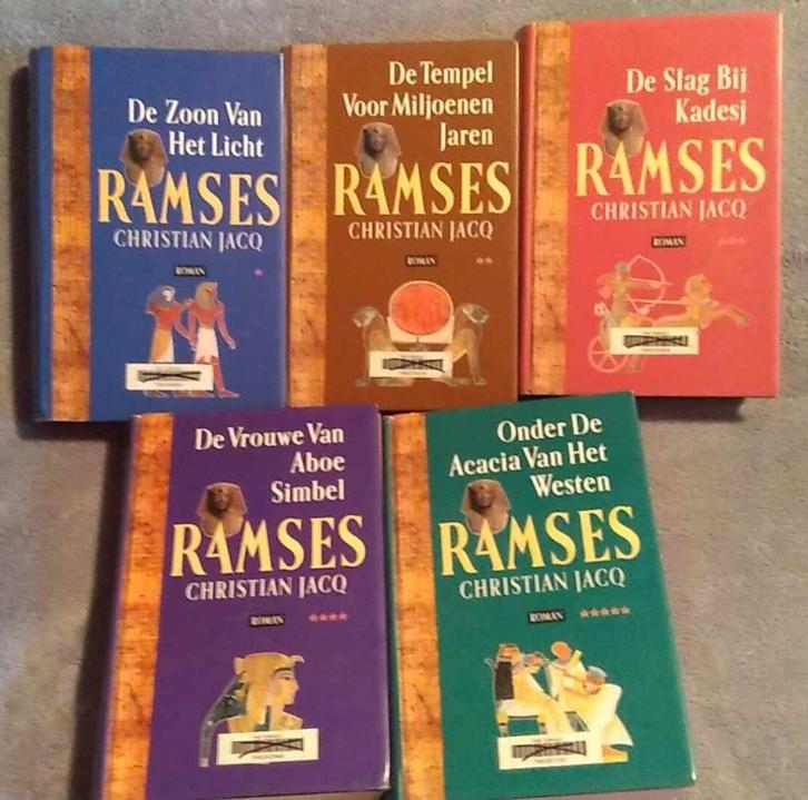 Christian Jacq - Ramses reeks 5 delen samen, Livres, Romans, Enlèvement ou Envoi